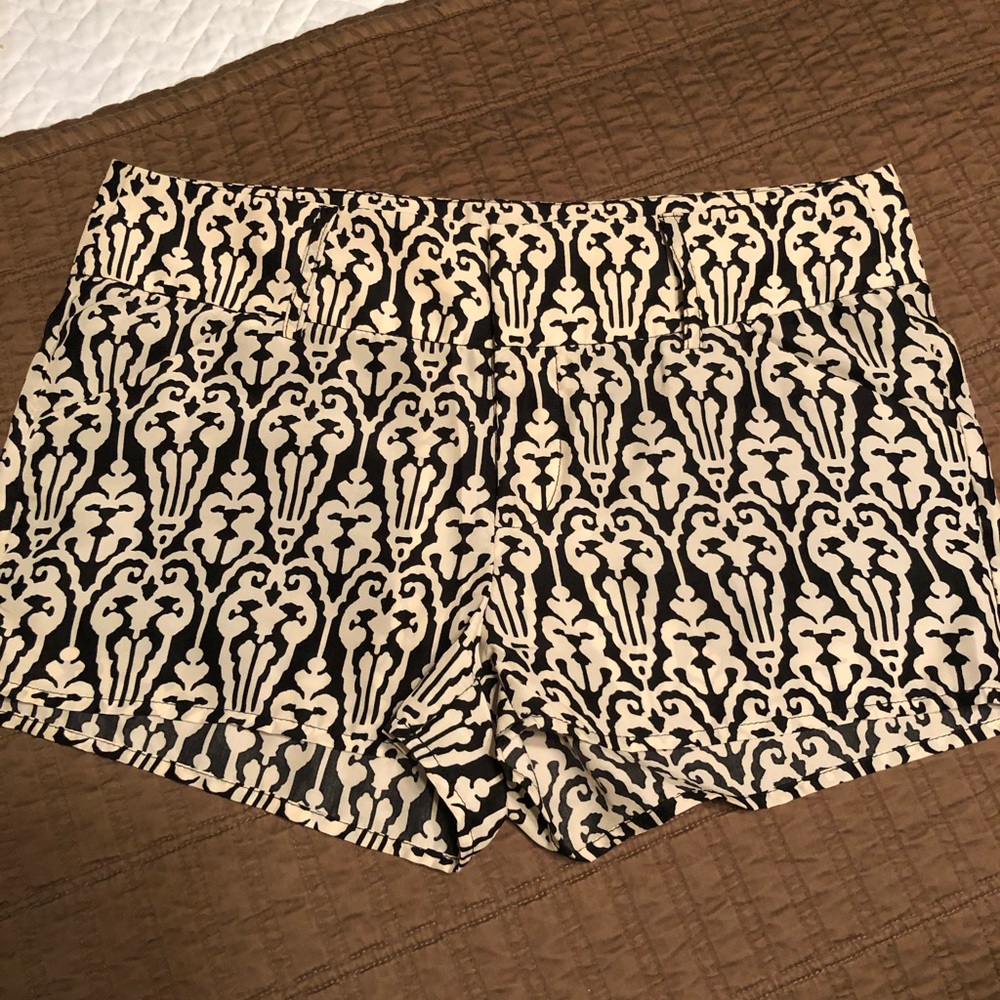 Excellent condition dress shorts